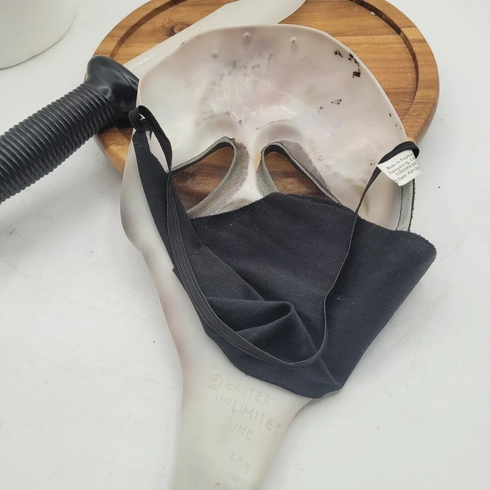 Scream‎ Mask Ghost Face Easter Unlimited 2011 With Rubber Knife